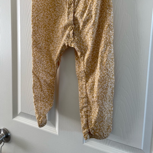 H&M Floral Romper - Picture 2 of 5